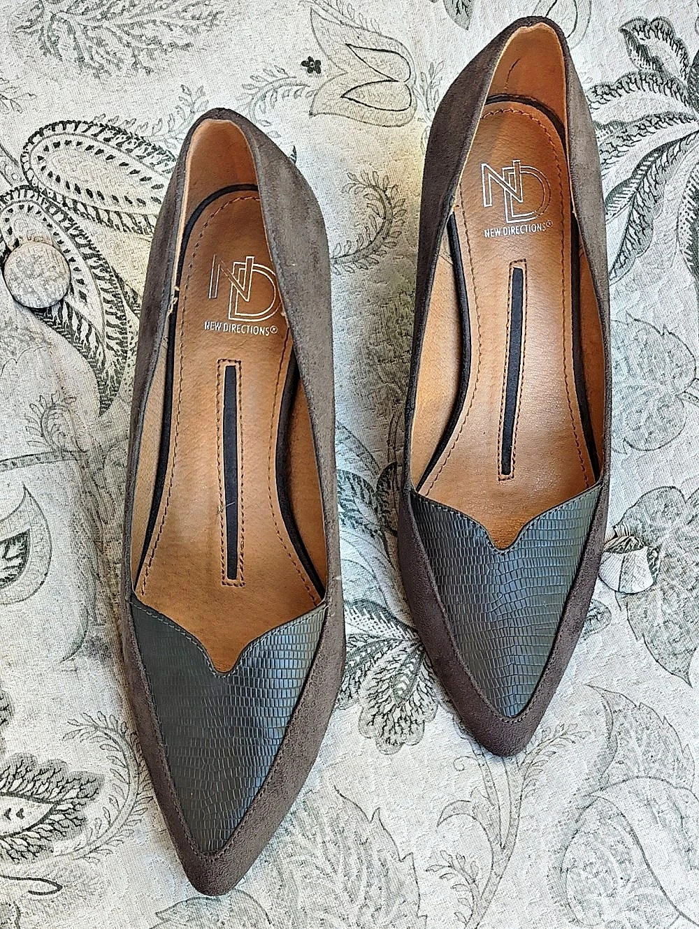 New Directions Pointed Toe Pumps in Brown & Gray